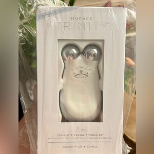 NuFace Trinity Facial Toning Device